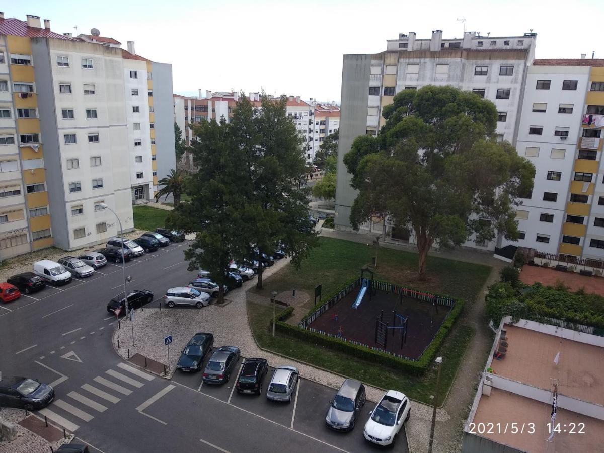 Hotel Quartos Cesario Verde Massama Queluz Exterior foto